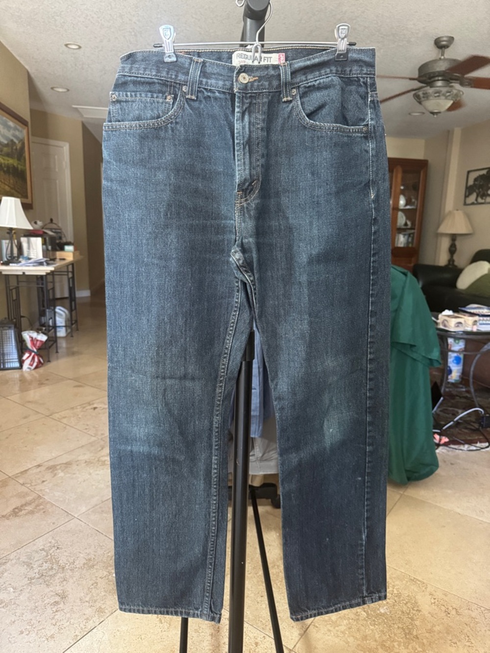 Levi's Men's Straight Leg Jeans in Dark Blue Denim